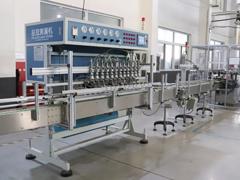 How to operate and maintain the plastic bottle packaging machine